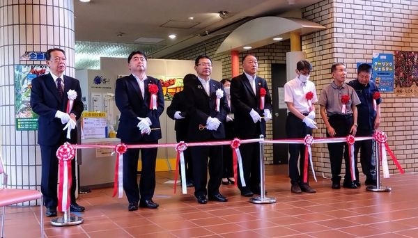「あそべる 昆虫ワールド」及び特別展「安藤昇と森慎吾のやわらかいかたち」の開会式に出席しました。